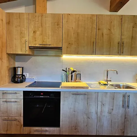 Absolute Active Margret