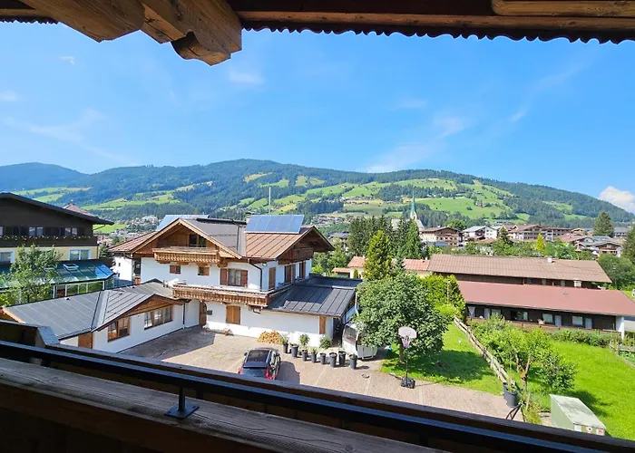 Absolute Active Margret アパート *