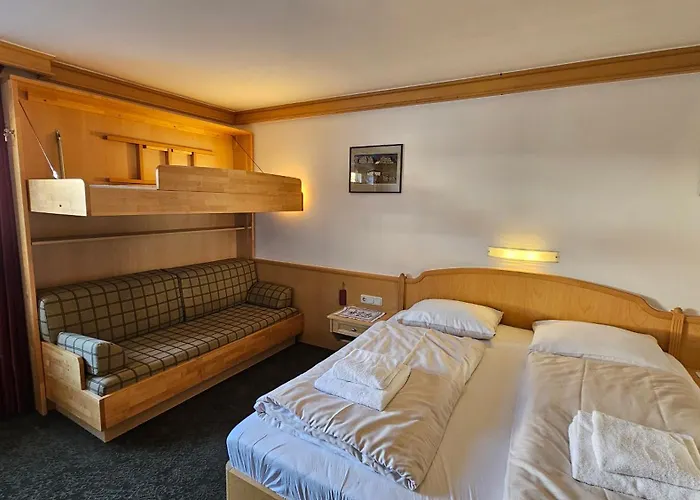 Absolute Active Margret アパート *